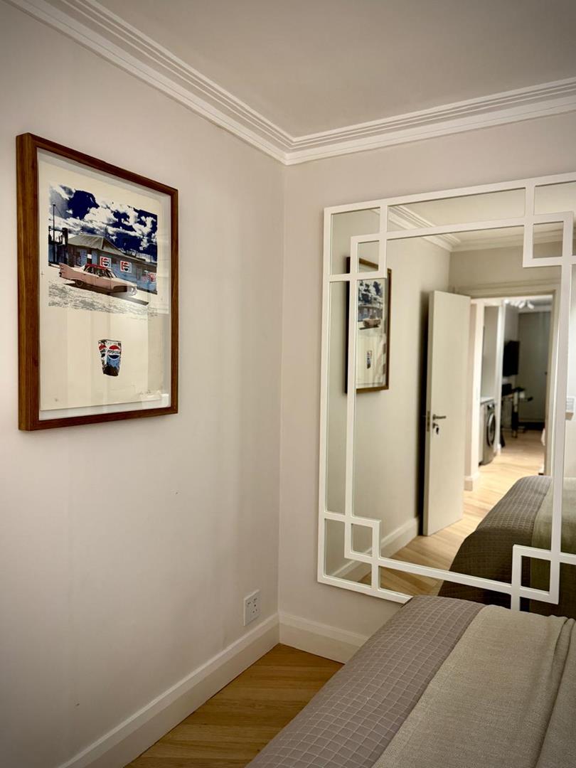 1 Bedroom Property for Sale in Sea Point Western Cape